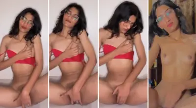 Slim Girl Pusssy Fingering HD