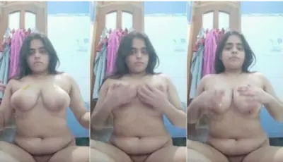 Desi Teen girl Online her Boobs HD