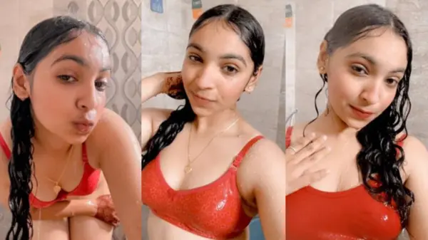 Sexy Indian Babe Sucking Dick Doggy Fucking HD
